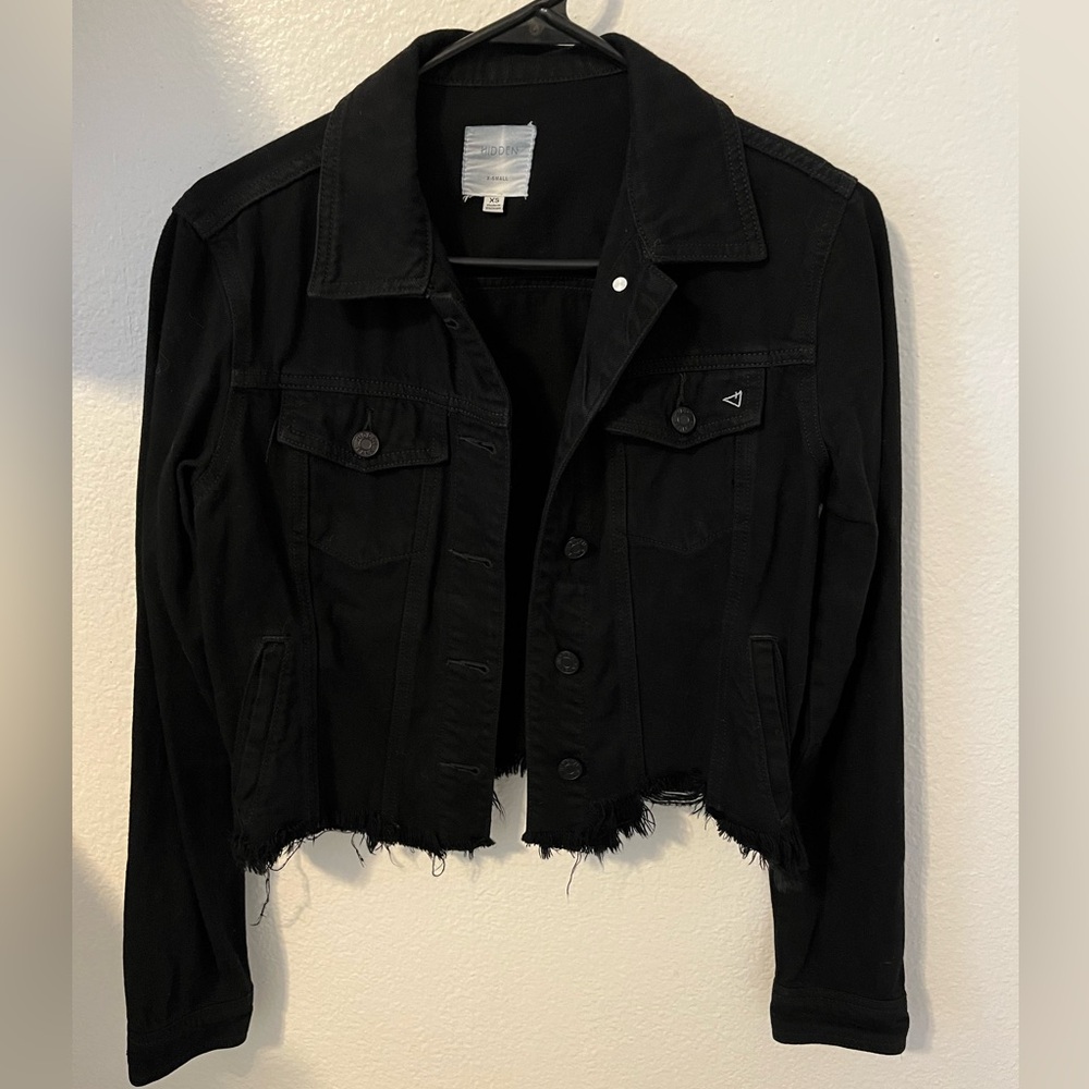 XS Black Hidden Cropped Denim Jacket